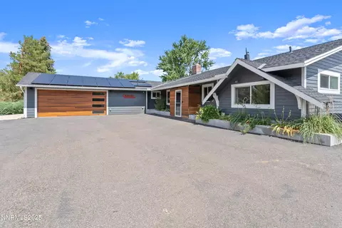 2560 Solari Dr, Reno, NV 89509