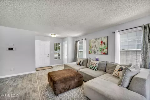 2722 Pinebrook Dr, Carson City, NV 89701 photo 4