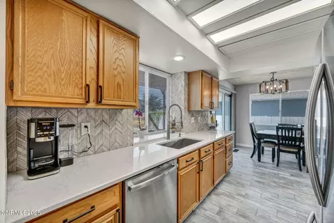 2722 Pinebrook Dr, Carson City, NV 89701 photo 10