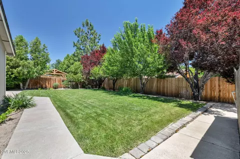 Exterior - 2159 Shadow Brook Ct, Carson City, NV 89703 photo 6 of 11