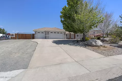 8800 Eaglenest Rd, Sparks, NV 89436