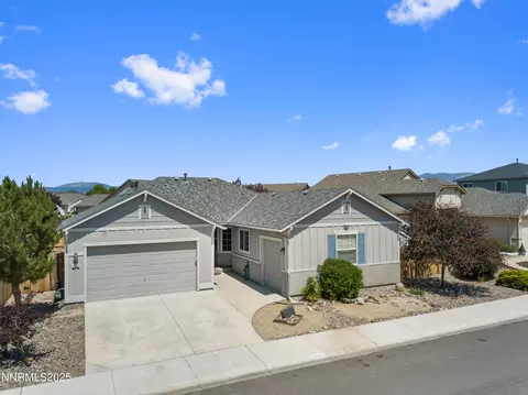 1220 Lasso Ln, Gardnerville, NV 89410