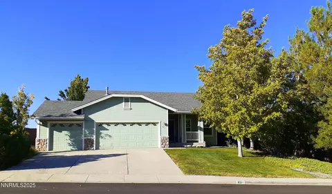 831 W Golden Valley Rd, Reno, NV 89506