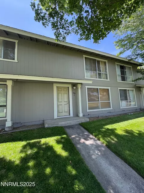 888 Mesa Ridge Dr #4, Sparks, NV 89434