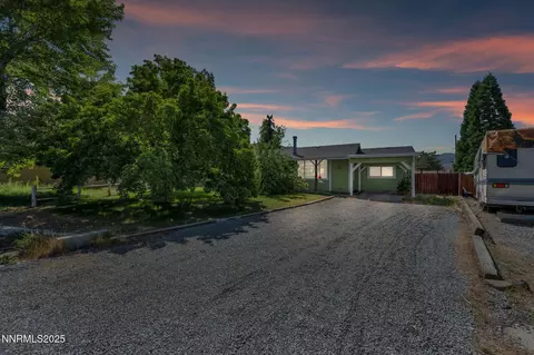 3830 Petrel Ct, Reno, NV 89508