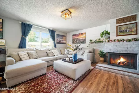 1165 Autumn Hills Dr, Reno, NV 89511