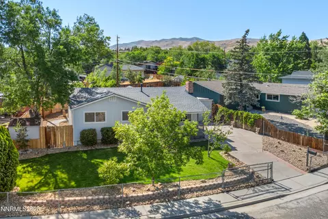 1355 Rayburn Dr, Reno, NV 89503