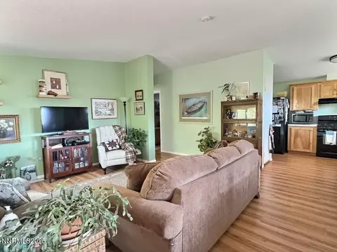 Living - 113 Victorine Dr, Kingston, NV 89310 photo 1 of 3