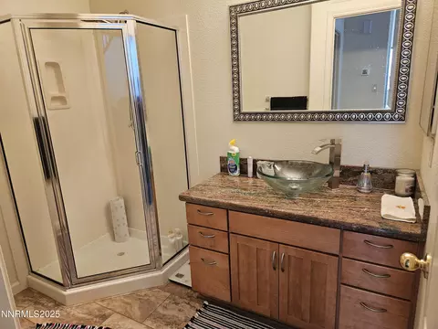 Bath - 10079 Cascade Falls Dr, Reno, NV 89521 photo 1 of 4