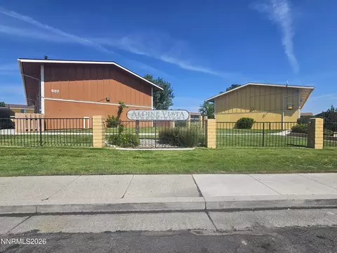 863 Nutmeg Pl #12, Reno, NV 89502