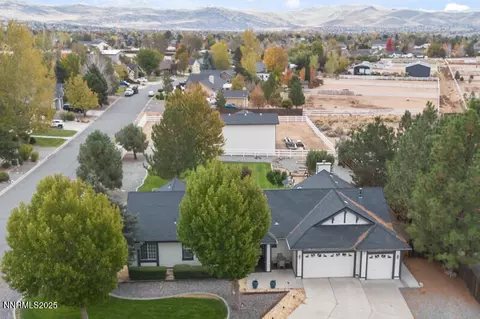 10 Desert Peak Ct, Sparks, NV 89441