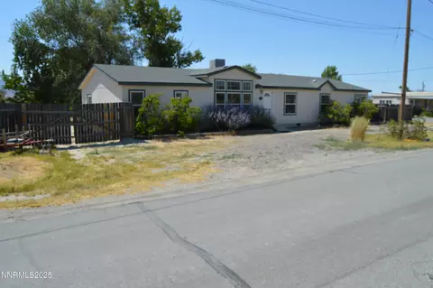 255 Elm St, Gerlach, NV 89412