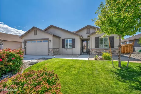 7267 Early Dawn Ct, Sparks, NV 89436