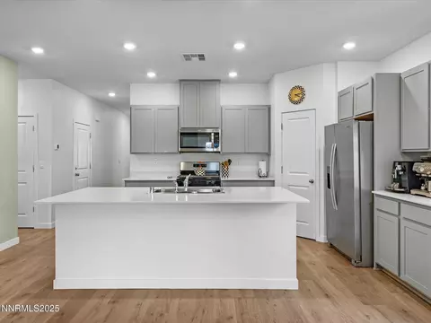 706 Ruby Valley Ct, Dayton, NV 89403 photo 14