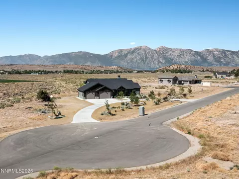 2411 Blaze Ct, Gardnerville, NV 89410