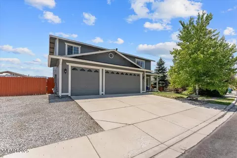 18324 Dustin Ct, Reno, NV 89508