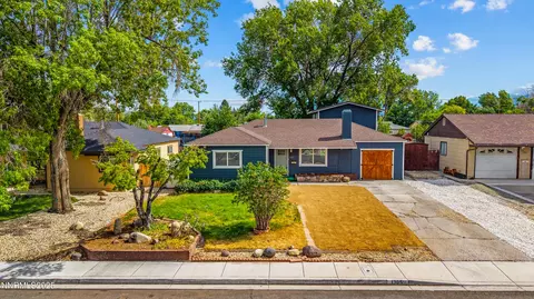 1305 Gault Way, Sparks, NV 89431