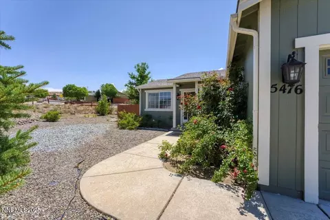 5476 Cabin Ct, Sun Valley, NV 89433