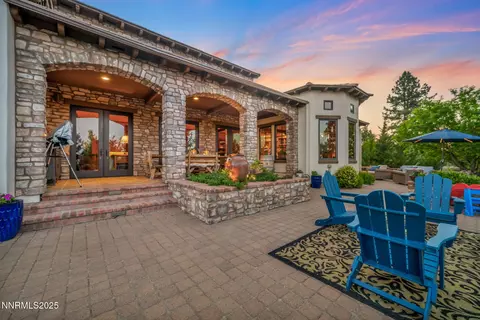 Exterior - 186 Carleton Ct, Reno, NV 89511 photo 31 of 32