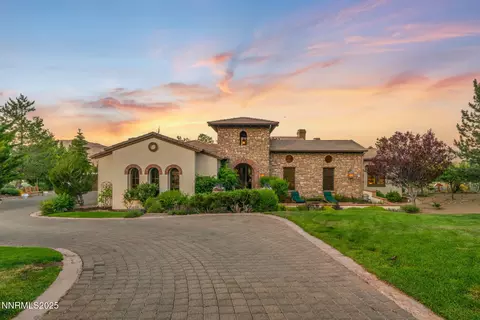 186 Carleton Ct, Reno, NV 89511