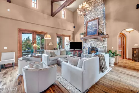 Living - 186 Carleton Ct, Reno, NV 89511 photo 2 of 4