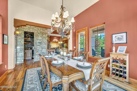 Dining - 186 Carleton Ct, Reno, NV 89511 photo 6 of 6