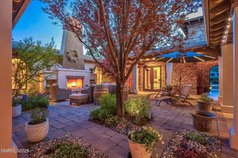 Exterior - 186 Carleton Ct, Reno, NV 89511 photo 25 of 32