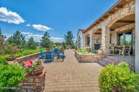 Exterior - 186 Carleton Ct, Reno, NV 89511 photo 14 of 32