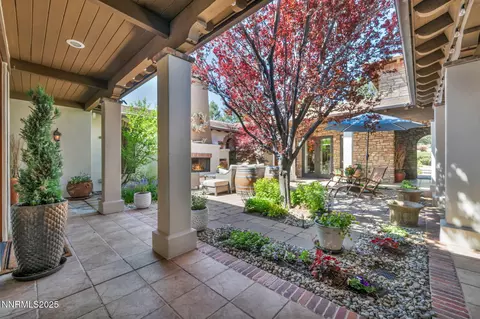 Exterior - 186 Carleton Ct, Reno, NV 89511 photo 6 of 32