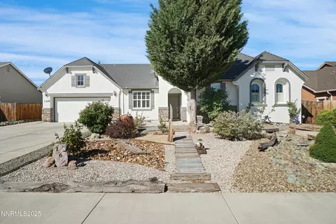 169 Oakridge Dr, Dayton, NV 89403