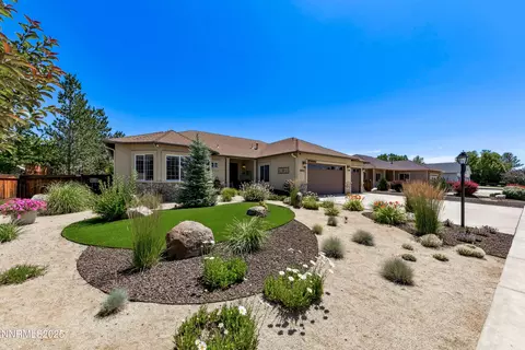 2885 Rio Vis, Minden, NV 89423