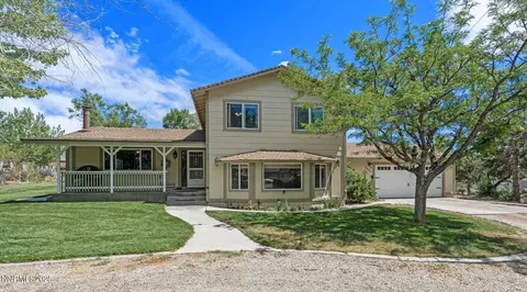 2450 Chukar Dr, Washoe Valley, NV 89704