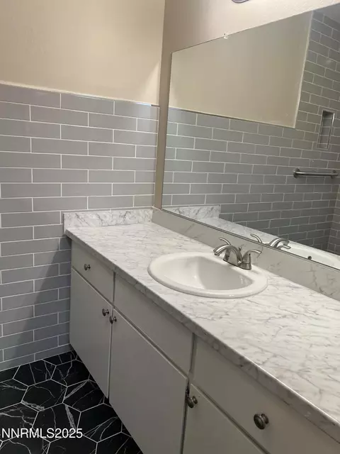 2955 Lakeside Dr #108, Reno, NV 89509
