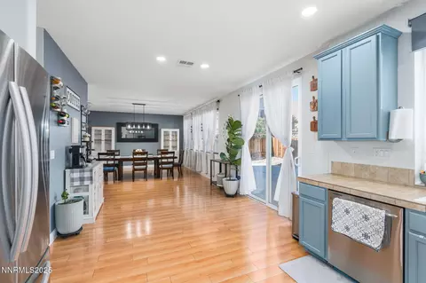 7220 Windswept Loop, Sparks, NV 89436 photo 11