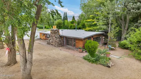 2455 W Plumb Ln, Reno, NV 89509