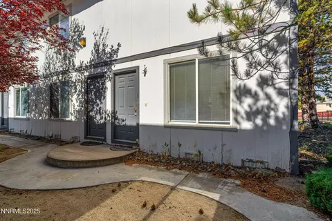 3913 Pheasant Dr, Carson City, NV 89701