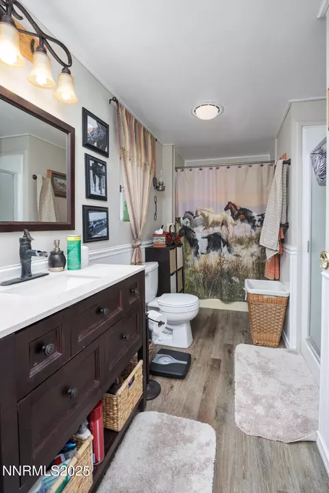 Bath - 6297 Cox Rd, Fallon, NV 89406 photo 2 of 3