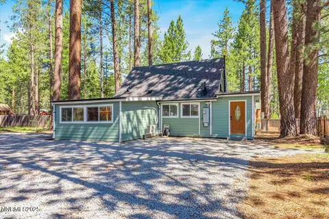1094 Johnson Blvd, South Lake Tahoe, CA 96150