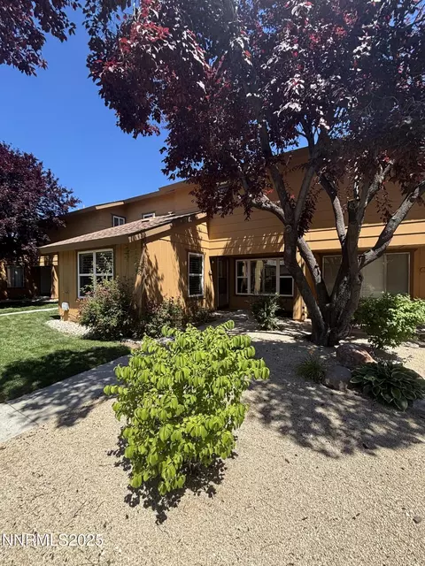 2412 Newcastle Way, Reno, NV 89512