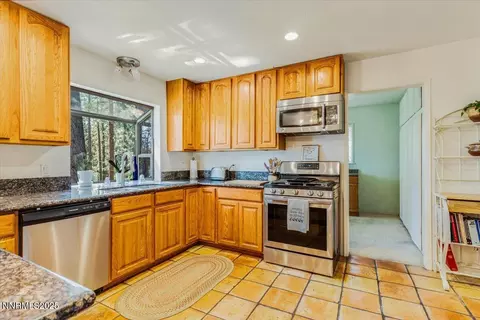 Kitchen - 170 Pine Dr, Stateline, NV 89449 photo 2 of 5