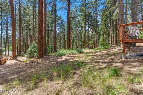 Exterior - 170 Pine Dr, Stateline, NV 89449 photo 2 of 7