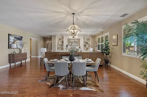 Dining - 2725 Foxhunter Ln, Reno, NV 89521 photo 4 of 8