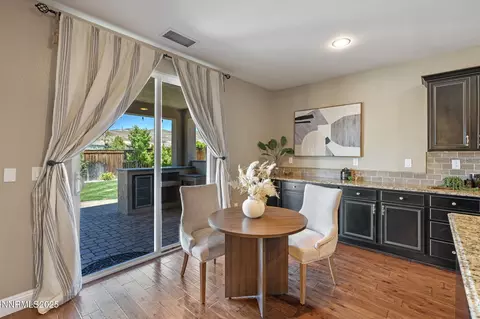 Dining - 2725 Foxhunter Ln, Reno, NV 89521 photo 7 of 8