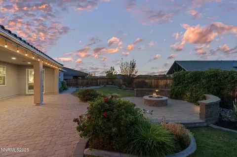 Exterior - 2725 Foxhunter Ln, Reno, NV 89521 photo 4 of 19