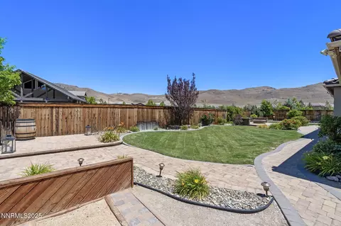Exterior - 2725 Foxhunter Ln, Reno, NV 89521 photo 17 of 19