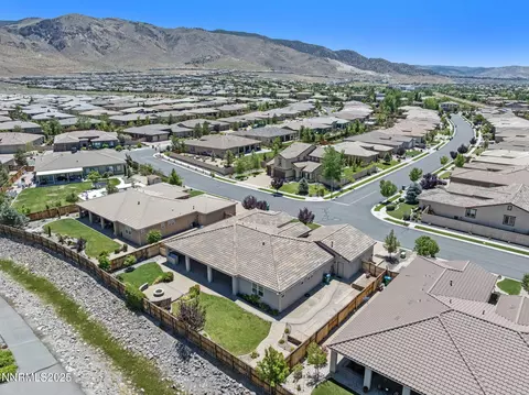 View/Area - 2725 Foxhunter Ln, Reno, NV 89521 photo 6 of 11