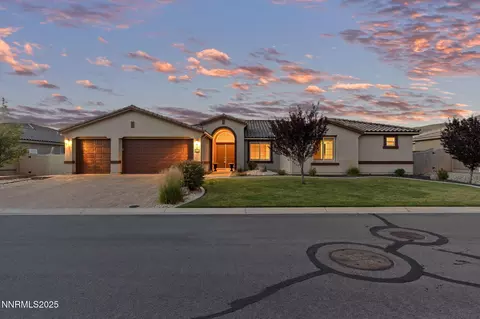2725 Foxhunter Ln, Reno, NV 89521