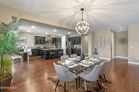 Dining - 2725 Foxhunter Ln, Reno, NV 89521 photo 5 of 8