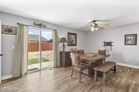 Dining - 18201 Silverleaf Ct, Reno, NV 89508 photo 1 of 2