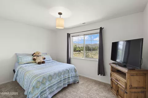 Bedroom - 18201 Silverleaf Ct, Reno, NV 89508 photo 3 of 5